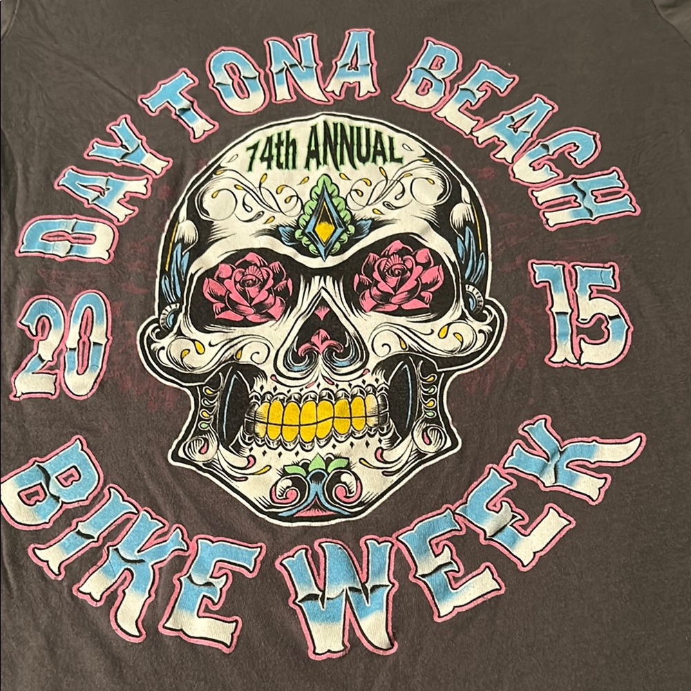 Gray Daytona Beach Bike Week T-Shirt 74th Annual 2015 with skull design - Picture 2 of 6